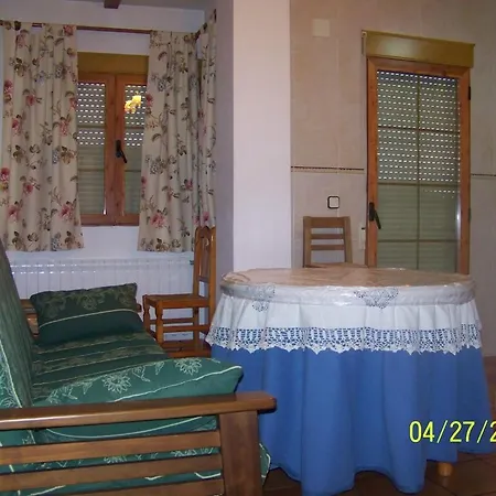 2 Apartment La Iruela